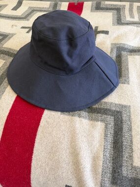 Jenni Kayne Black Bucket Hat